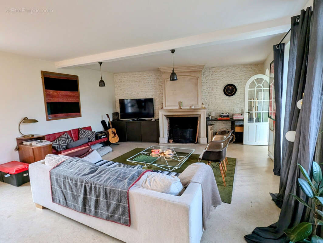 Maison à GARANCIERES