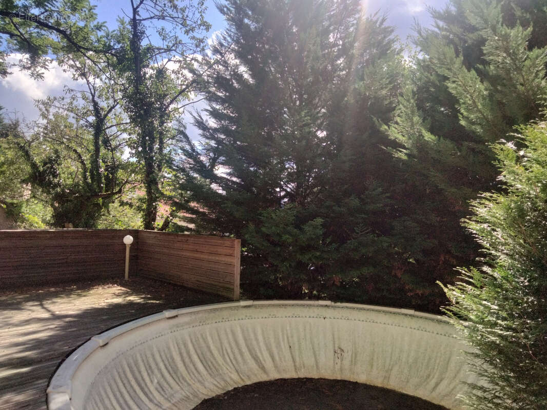 Maison à LA FOUILLOUSE