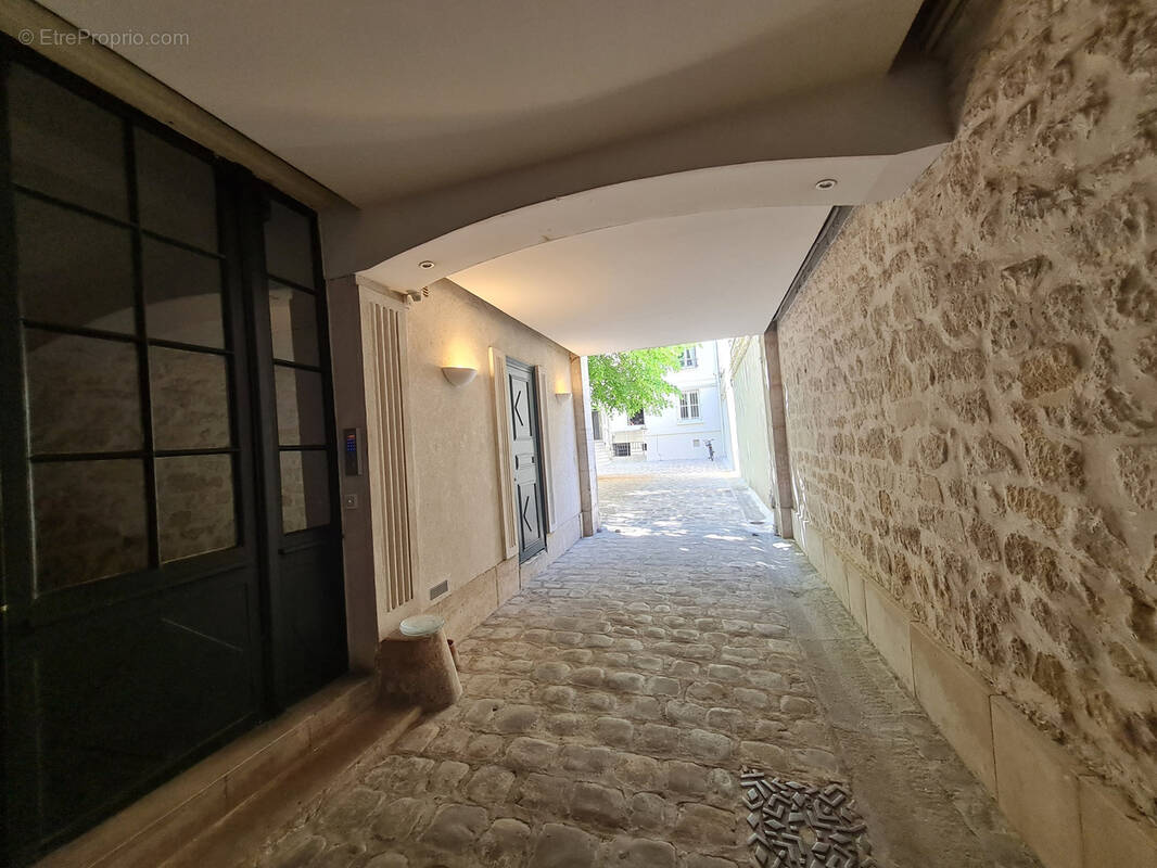 Appartement à PARIS-10E