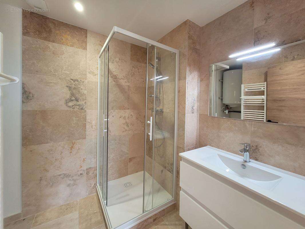 Appartement À Vendre - photo 3