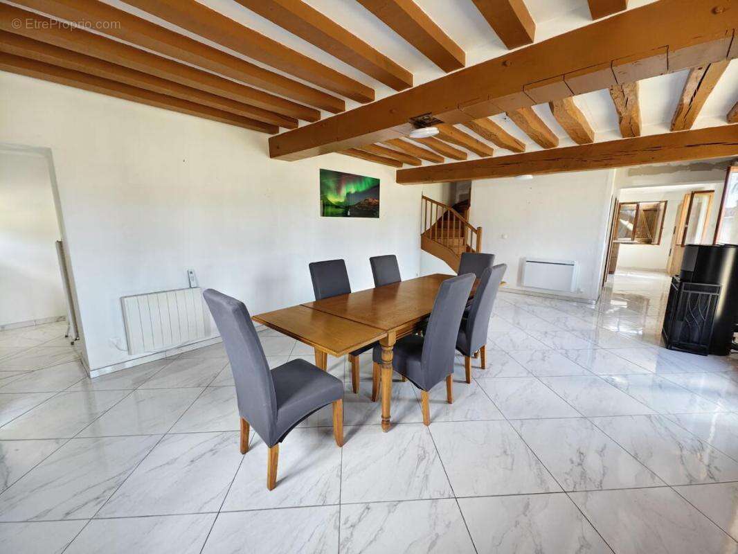Maison 102 m² à Le Plessis-Hebert  - photo 5