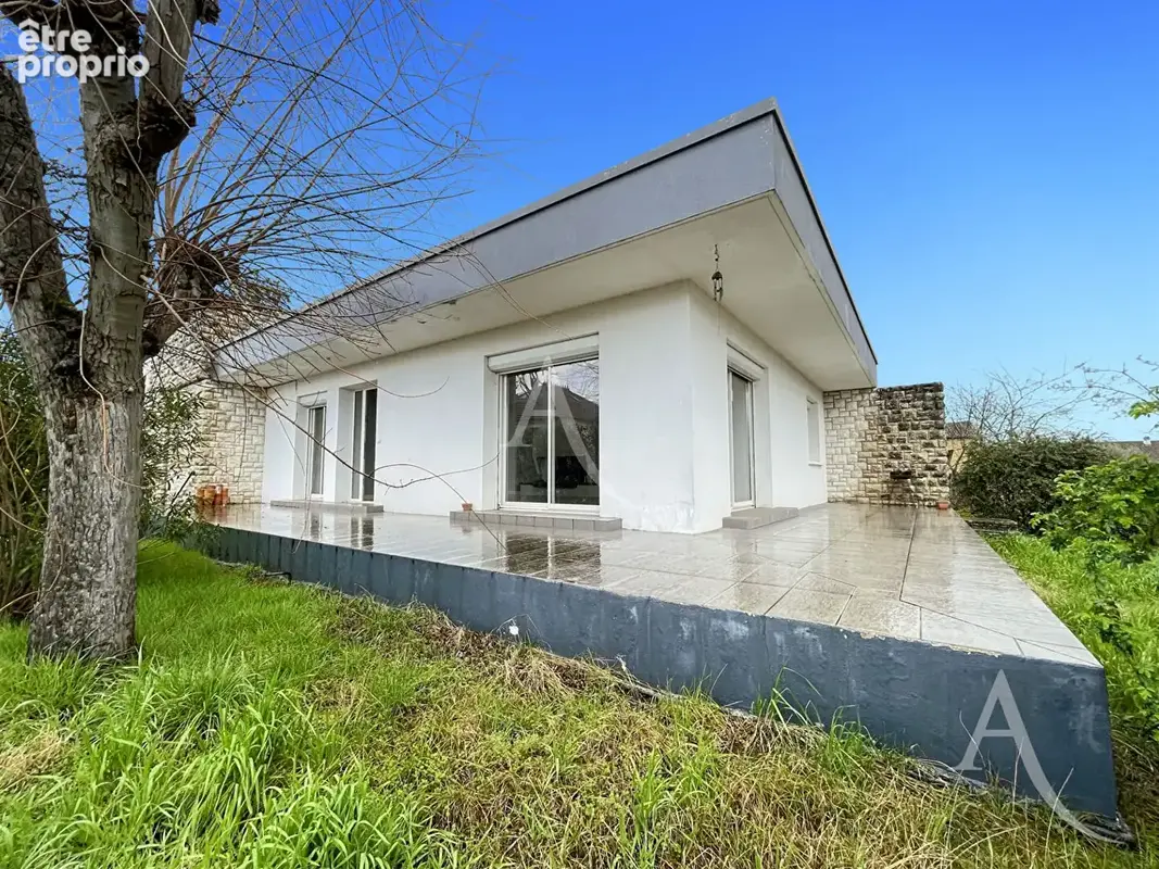 Ancienne maison d'architecte avec de beaux volumes - Villeneuve-sur-Lot - photo 2
