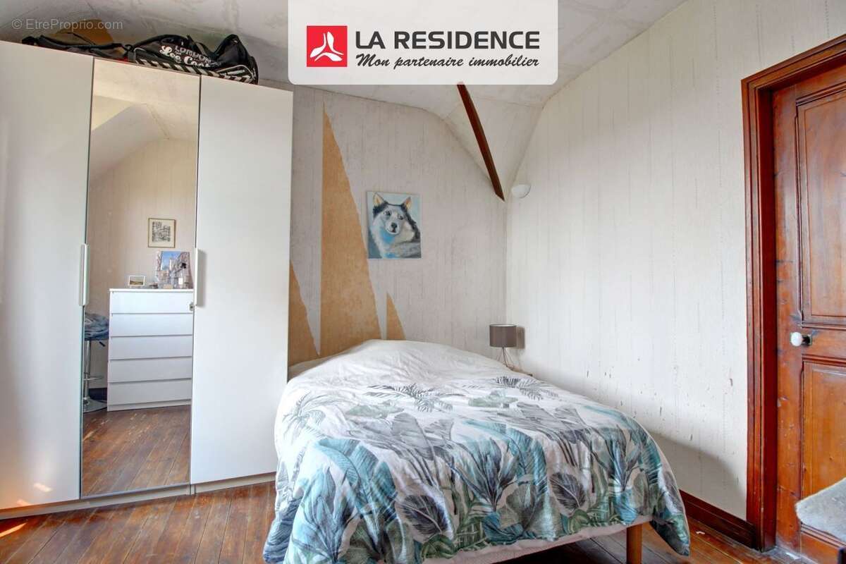 Maison à SAINT-ETIENNE-DU-ROUVRAY