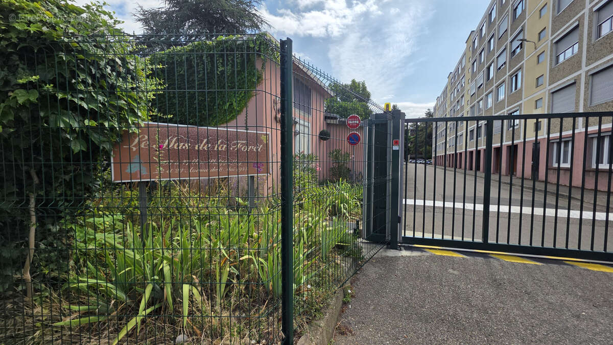 Appartement à BRON