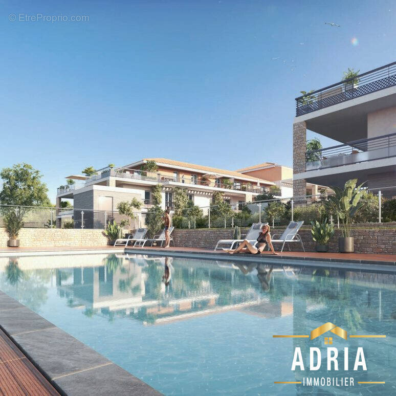 Appartement à VALLAURIS