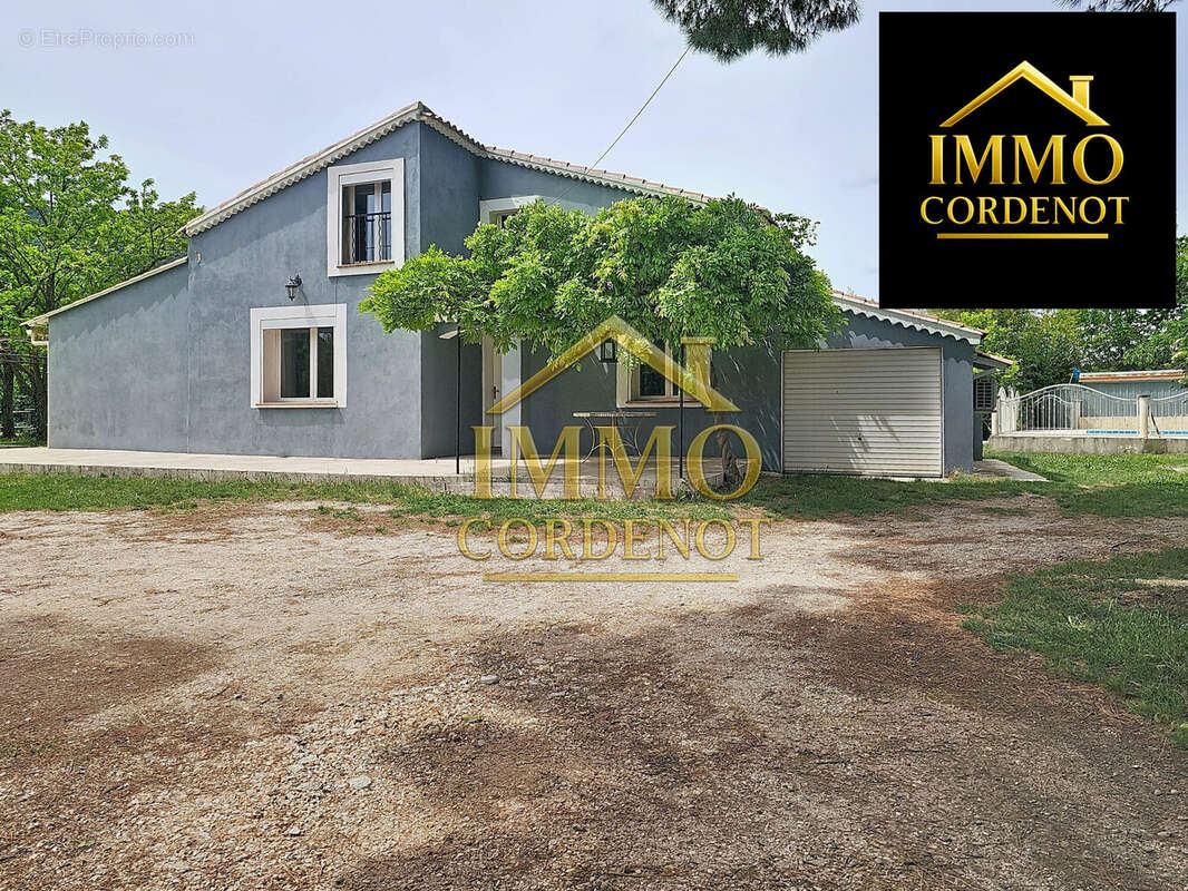 Maison 105 m² à Signes  - photo 3