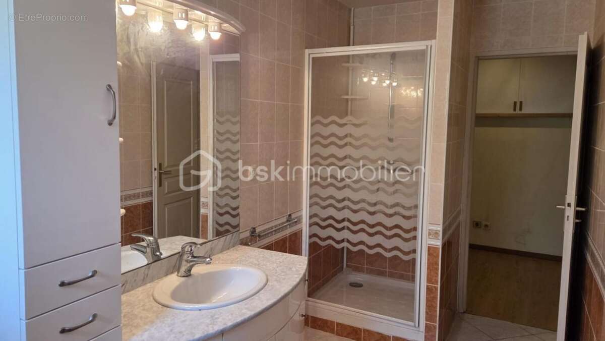 Maison à VILLEURBANNE