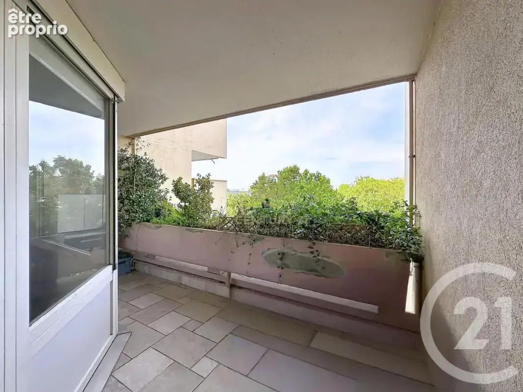 Appartement 62 m² à Vaulx-En-Velin  - photo 3