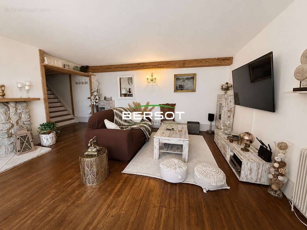 Grande maison de village avec magnifique vue lac - photo 5