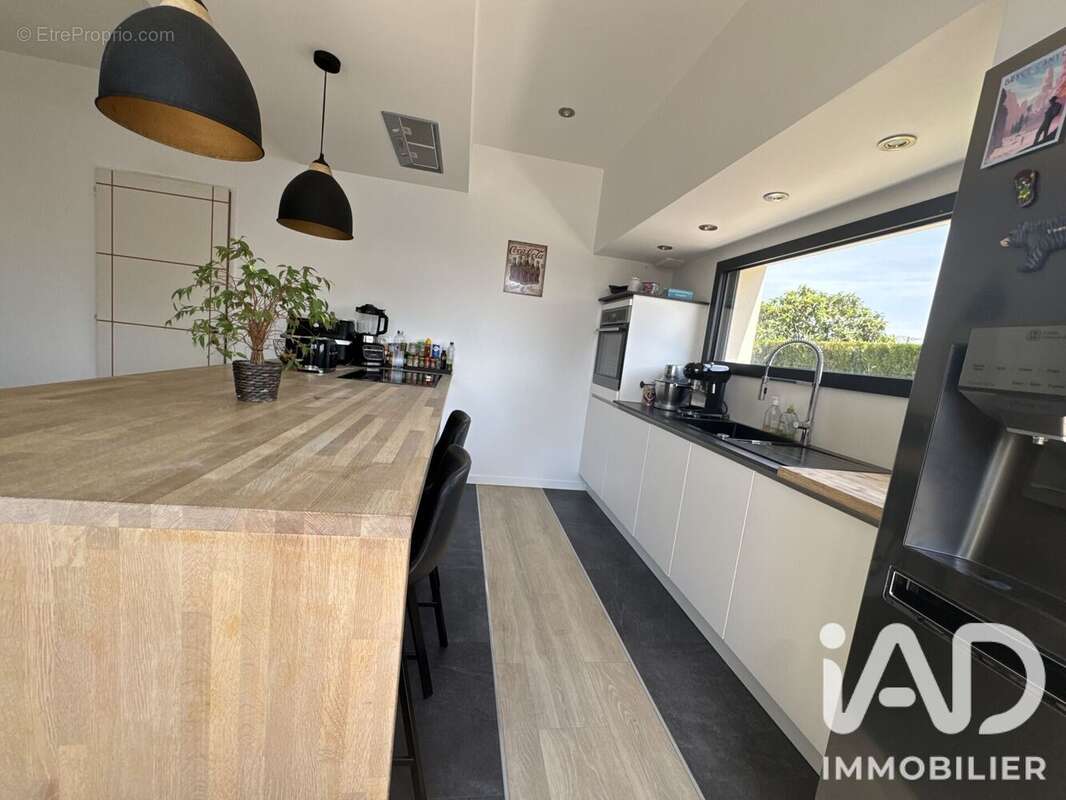 Maison 105 m² à Pont-Saint-Martin  - photo 4