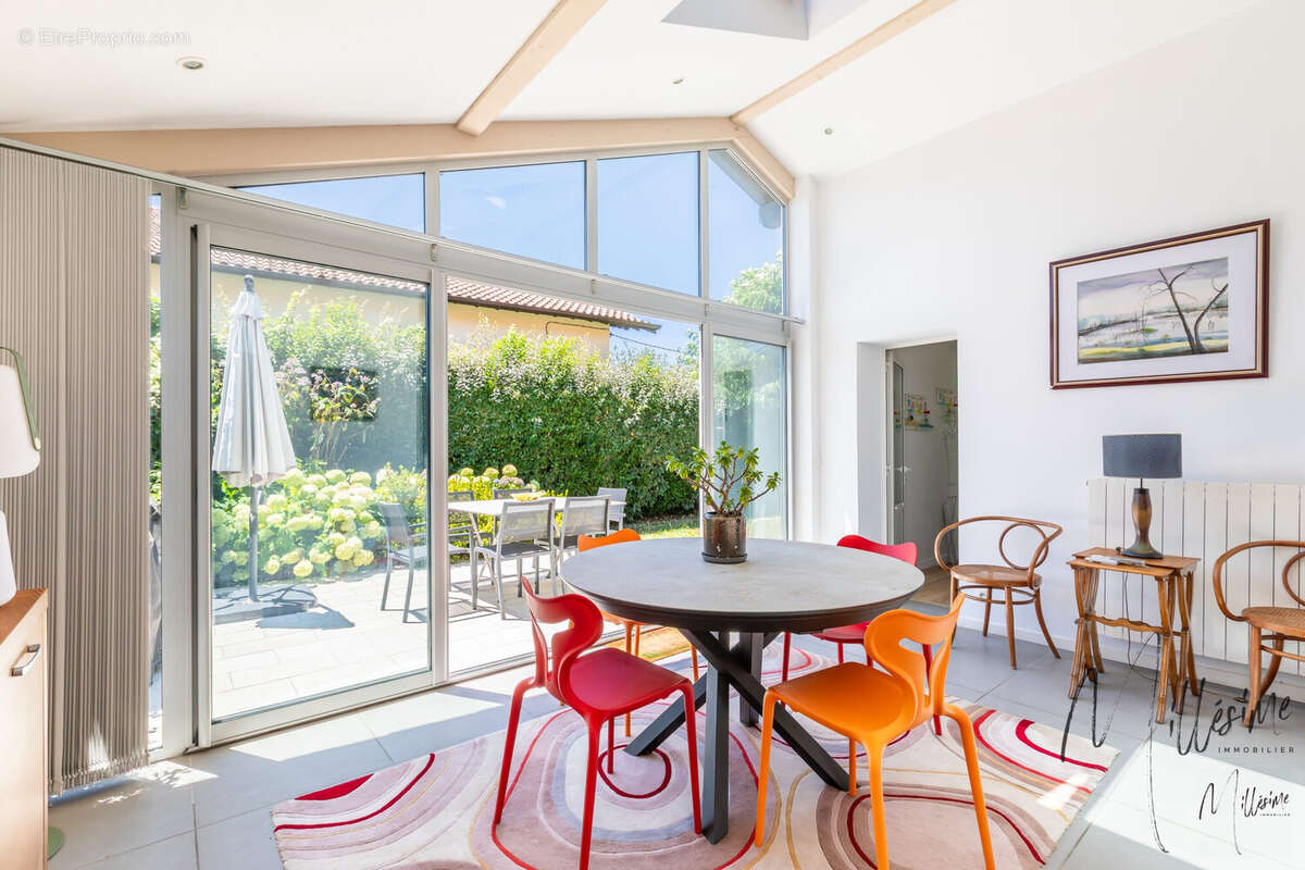 Maison 111 m² à Biarritz  - photo 2
