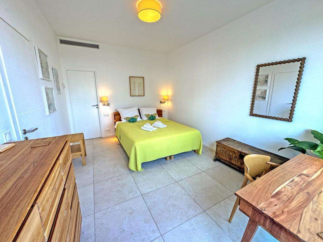 Front de mer à Nice, 2 pièces de 66m² avec jardin de 55m² - photo 19