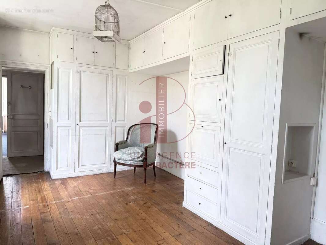 Maison à FONTAINEBLEAU