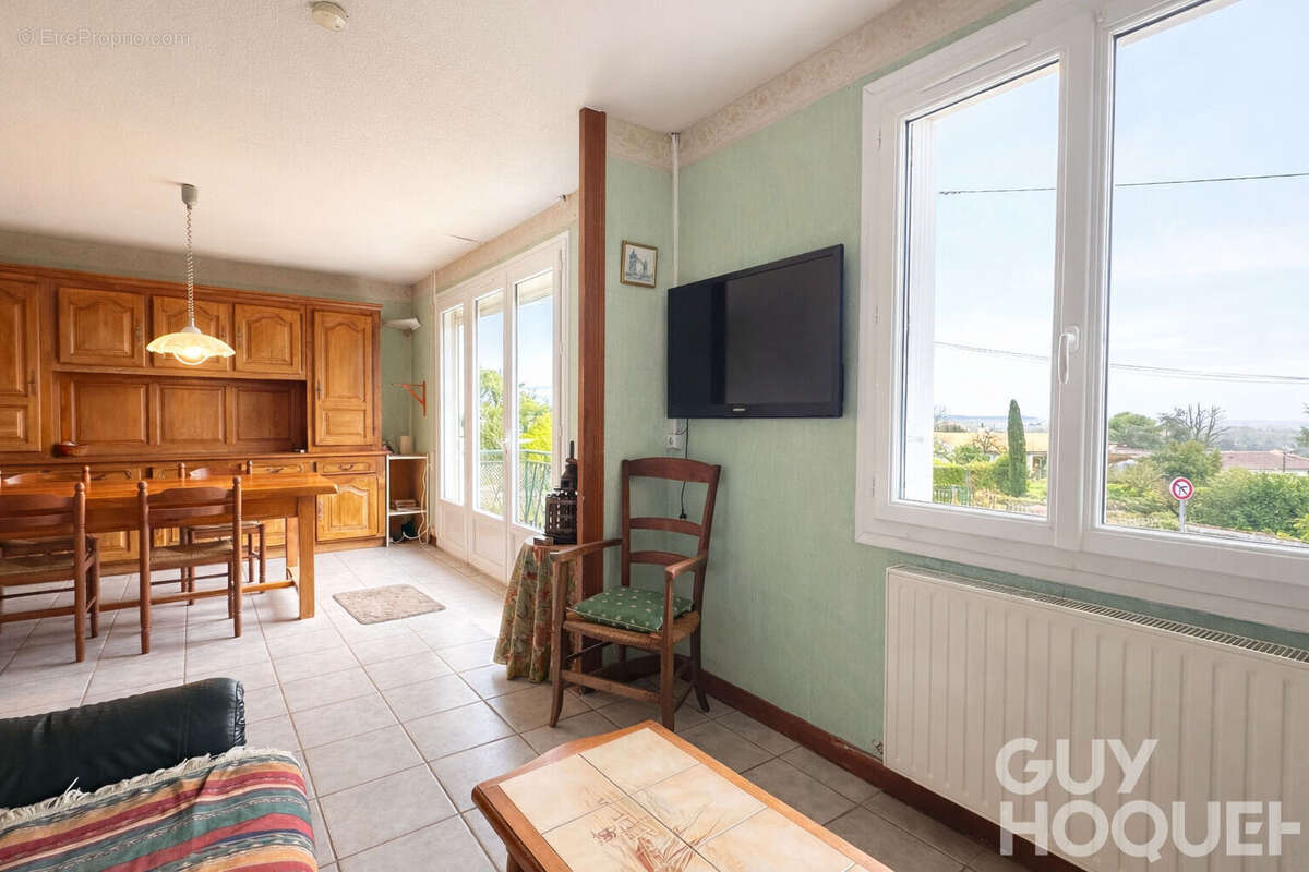 Maison à JAUNAY-CLAN