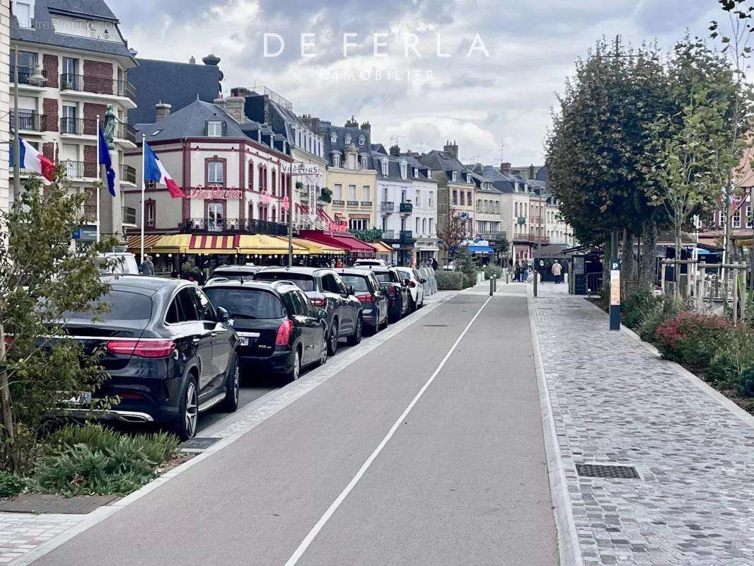 Appartement à TROUVILLE