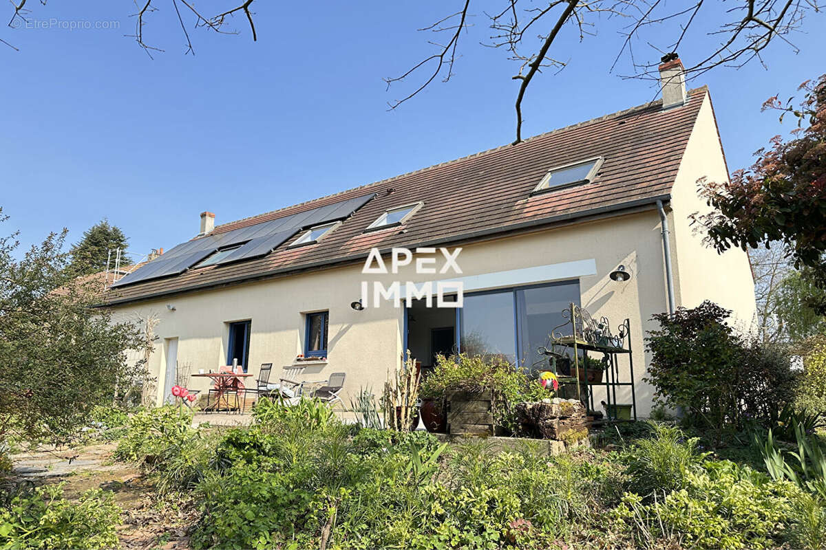 Maison à GERMIGNY-DES-PRES