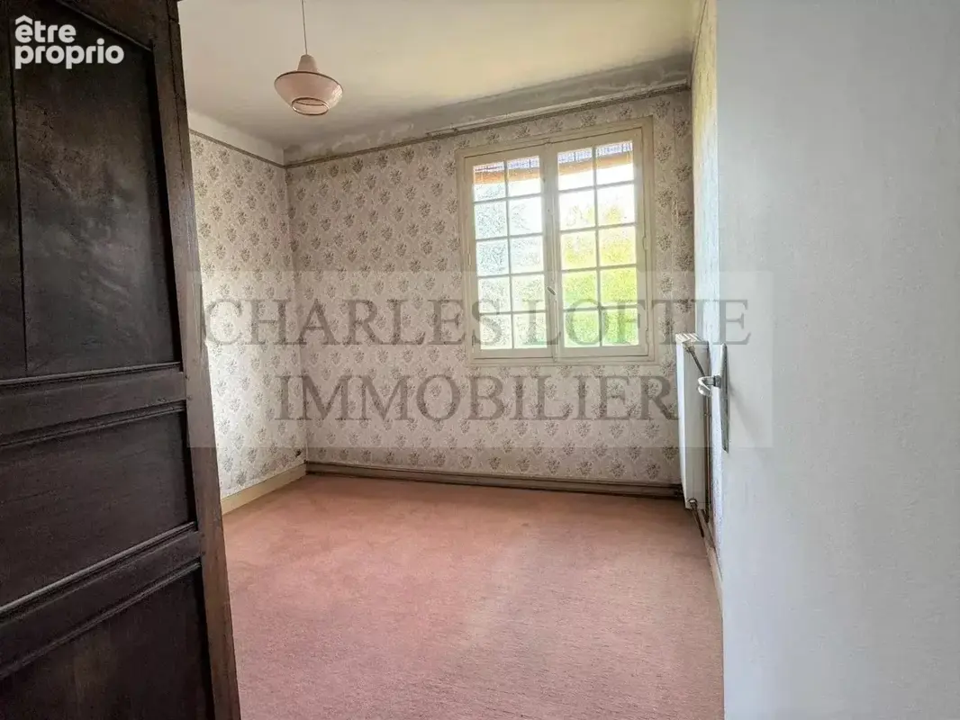 Grande maison de village avec jardinet et garage, proche de toutes les commodités - photo 12