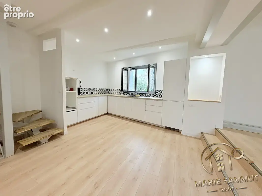 Photo Maison à Saint-Genies-Des-Mourgues au prix de 335 000€