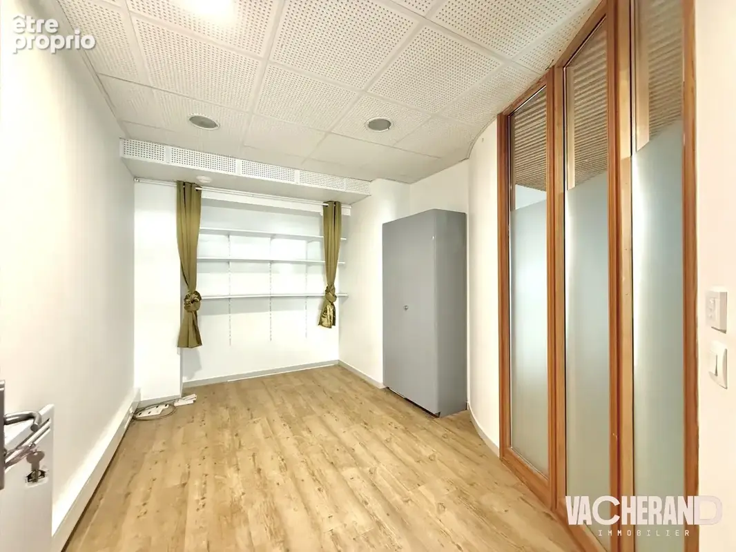 Commerce 75 m² à vendre à Lille (59000) - photo 3