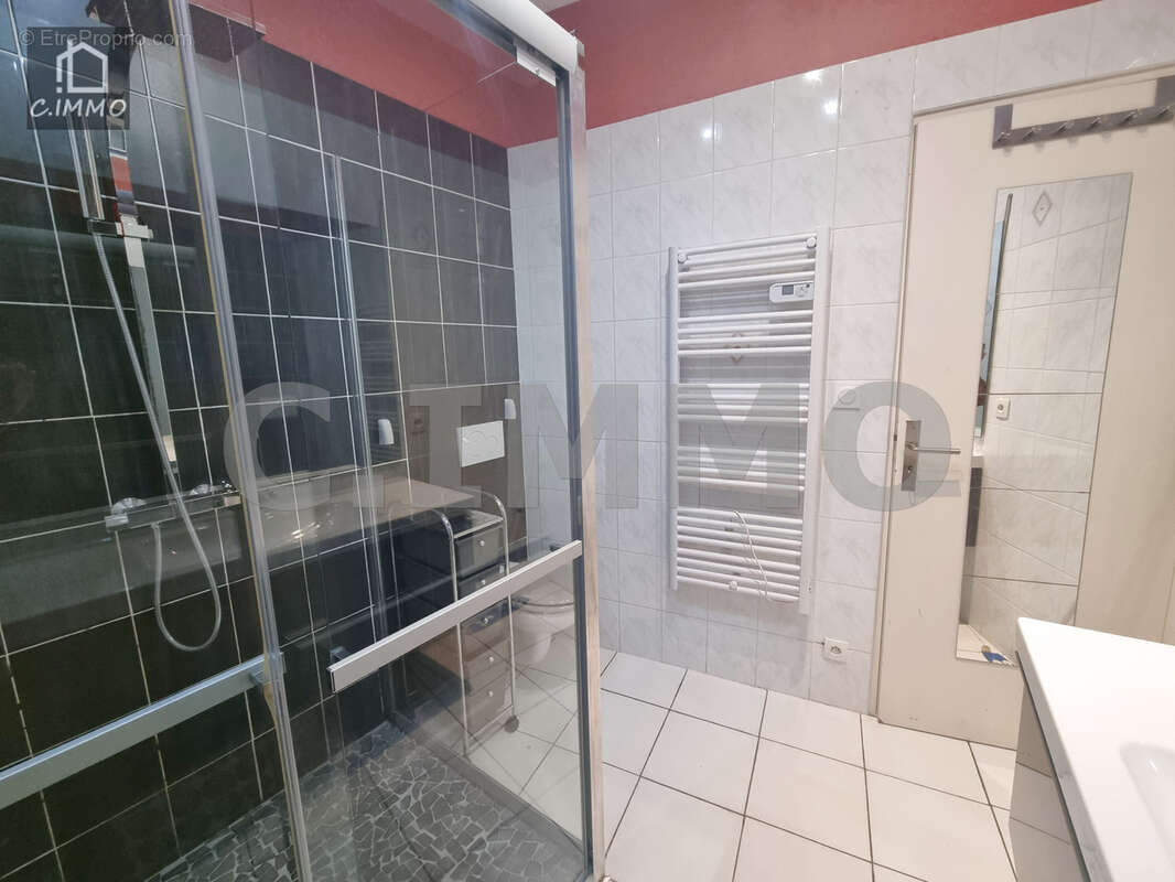 Appartement à CORNEILHAN