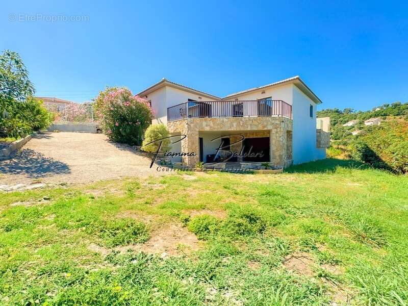À vendre Villa moderne de 130m² + T2 45m², Terrain 840m², Vue mer, Folelli, Penta di Casinca, Haute-Corse (20) - photo 14