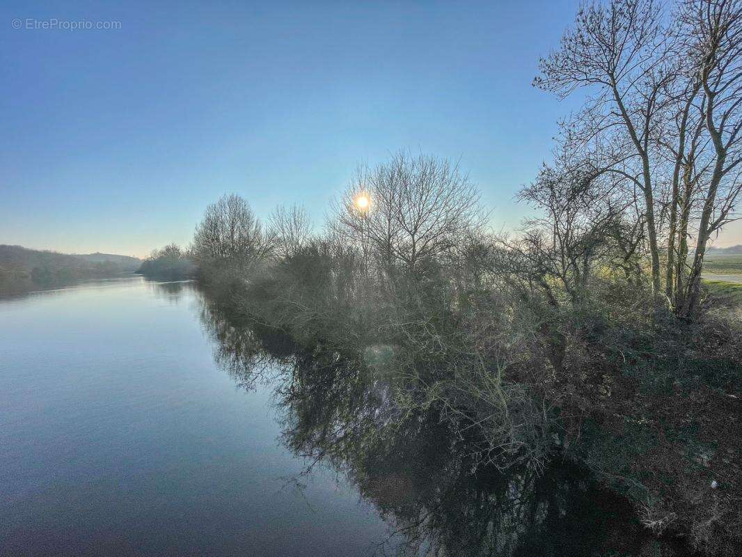 Terrain à CHATRES-SUR-CHER