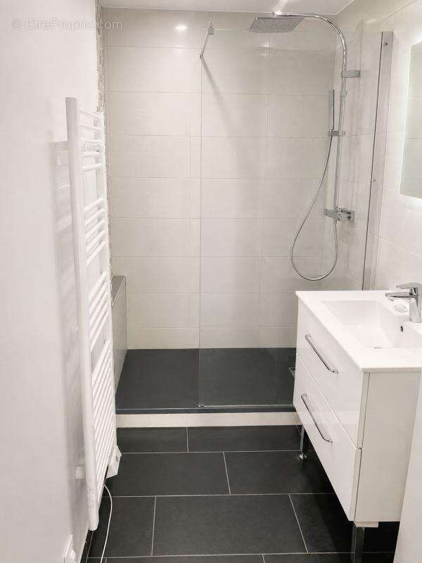 Appartement à GENLIS