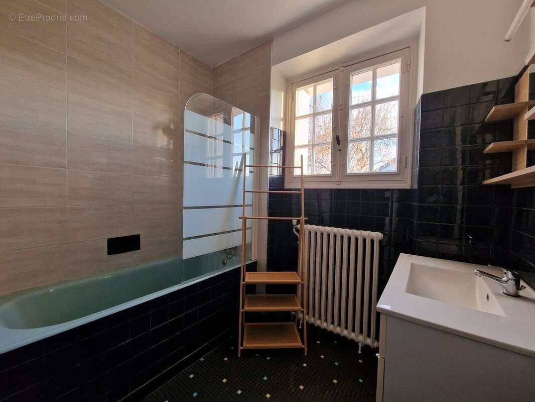 Maison à MANSAC