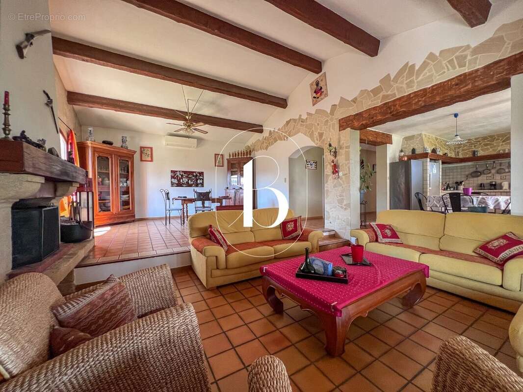 Maison 206 m² à Saint-Alexandre  - photo 4