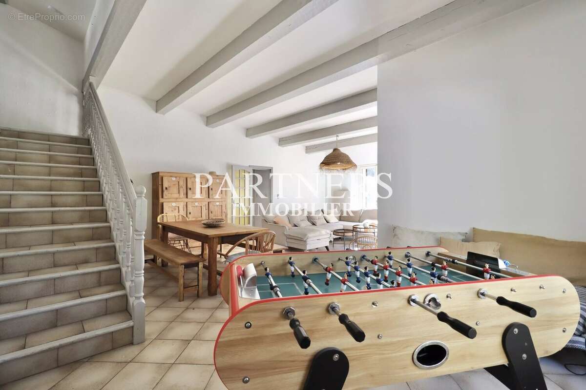 Maison à ENSUES-LA-REDONNE