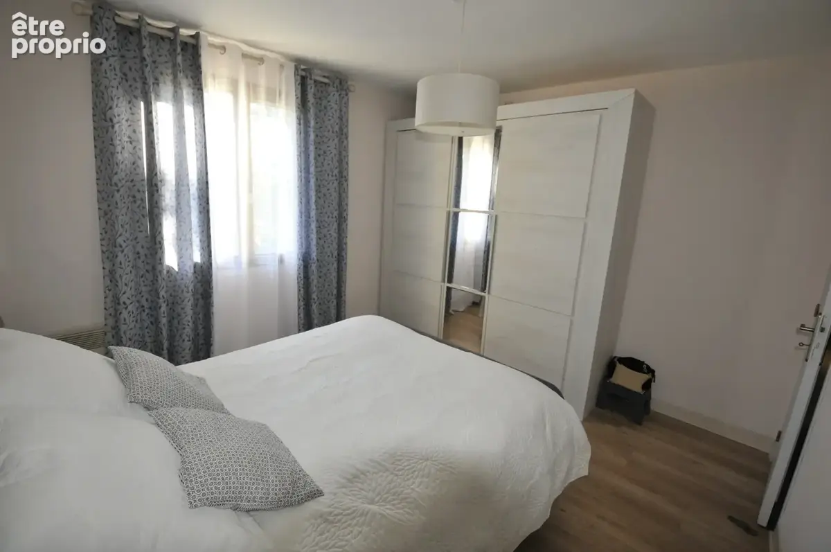 Maison sur sous sol semi enterré de 124m2 sur Boisseuil, La planche - photo 22