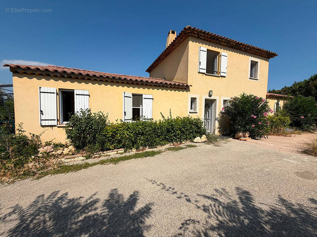 Maison à BOUYON