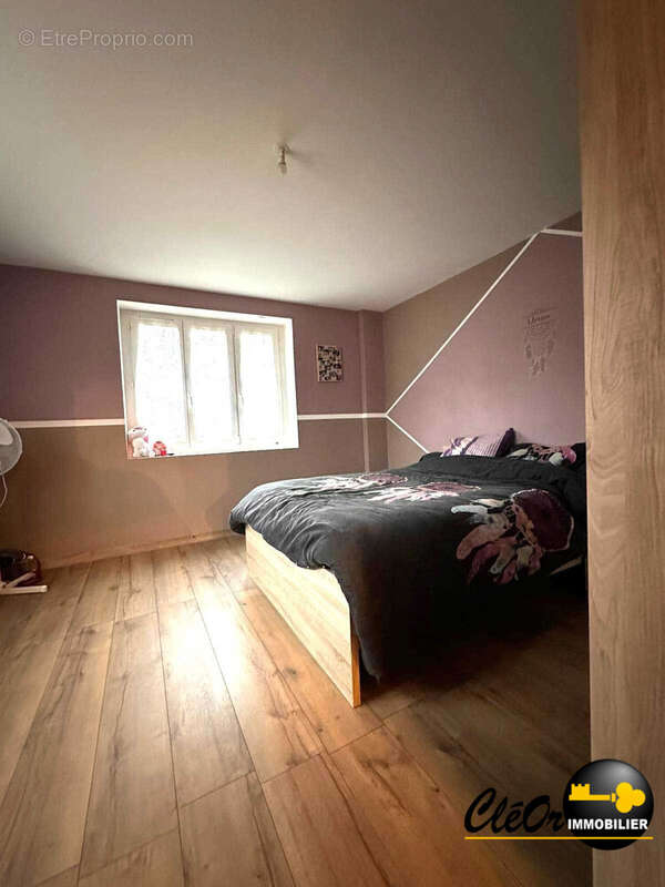 Maison à MONTAGNY-LES-SEURRE