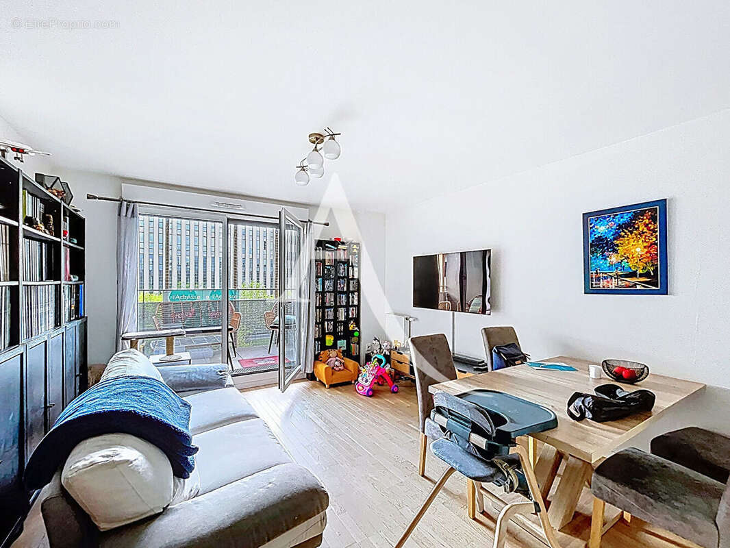 À vendre - massy atlantis - appartement 4 pièces avec balcon, double parking et à 10 minutes de massy-palaiseau - photo 2