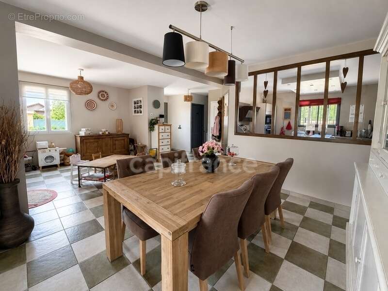 Maison à PERTUIS