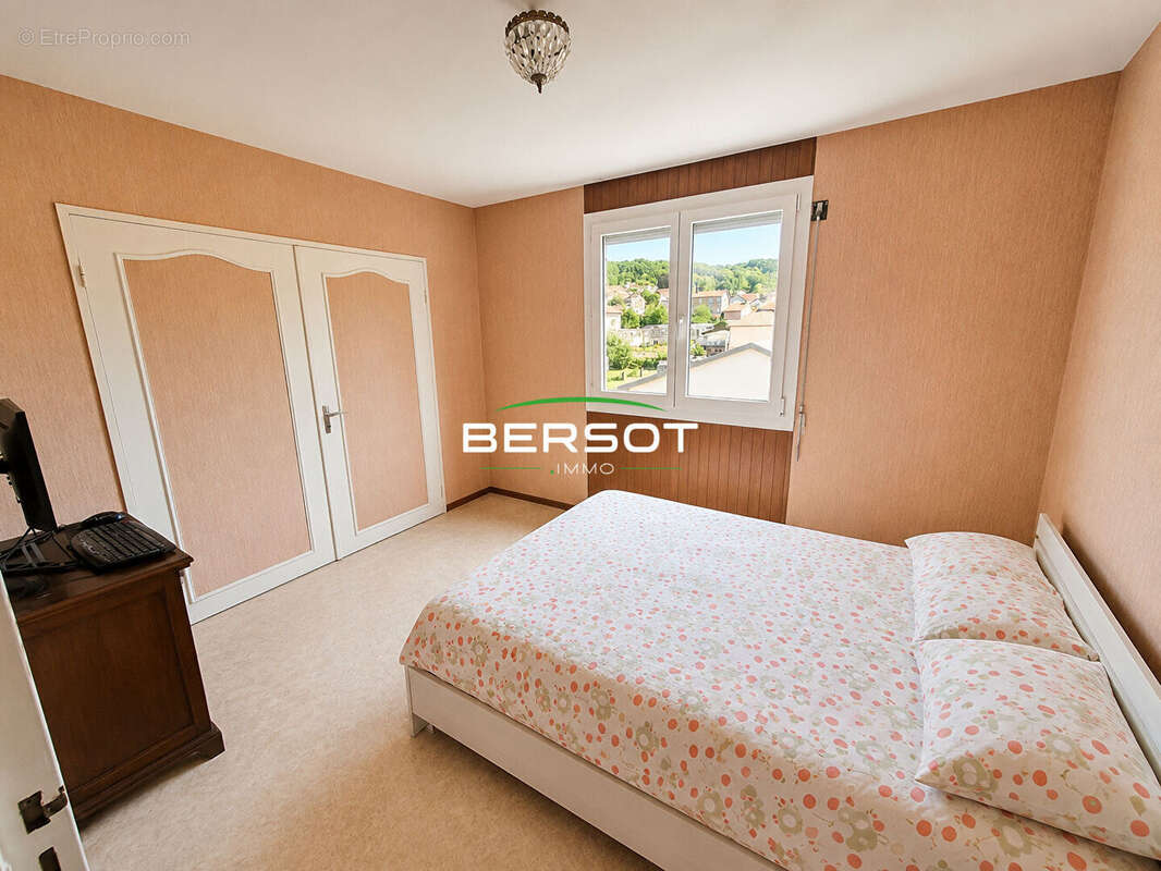Appartement à NAVENNE