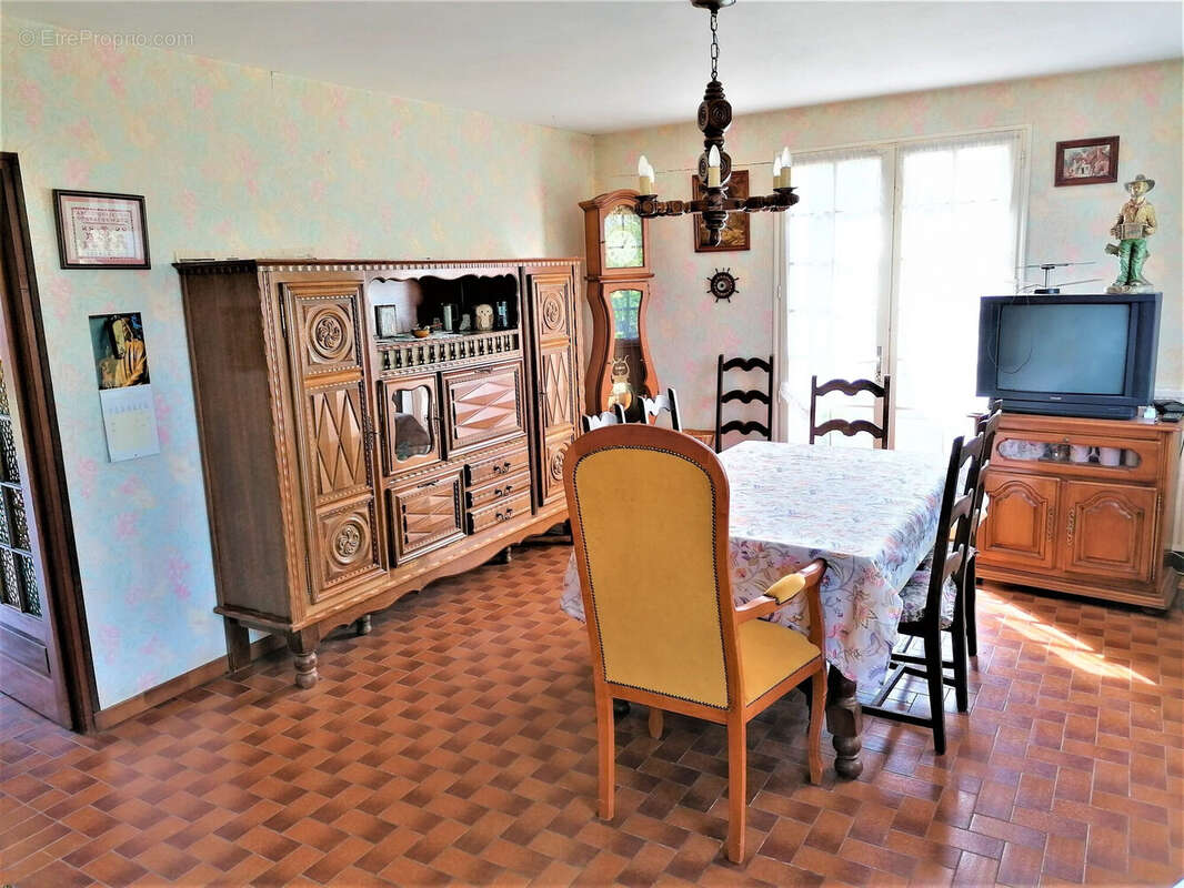 Maison 95 m² à Couffe  - photo 4