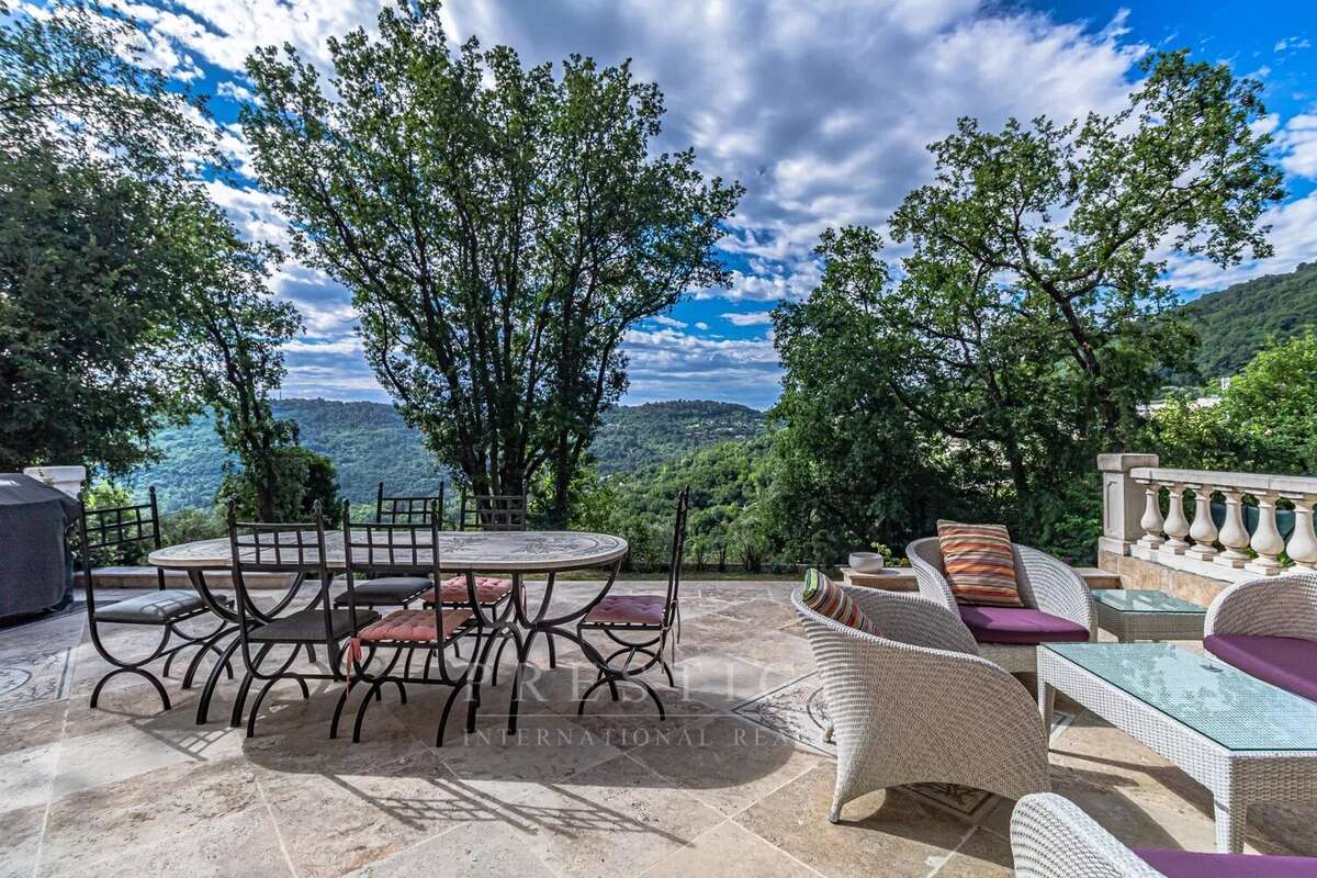 Maison à LE BAR-SUR-LOUP