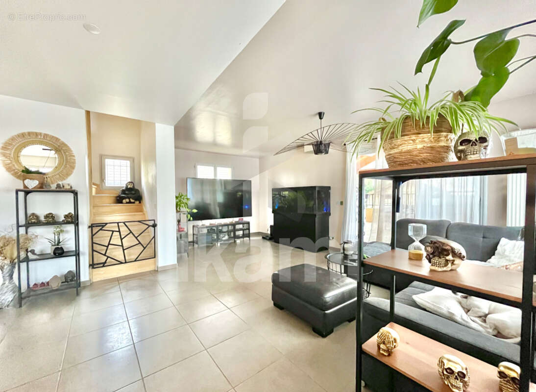 Appartement à SAINT-JULIEN-EN-GENEVOIS