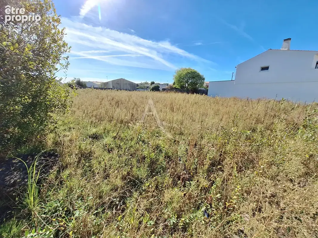 Terrain La Tranche Sur Mer 744 m2 - photo 2