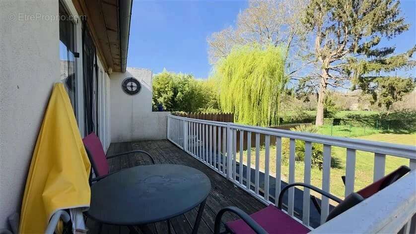 Maison à LA TRIMOUILLE