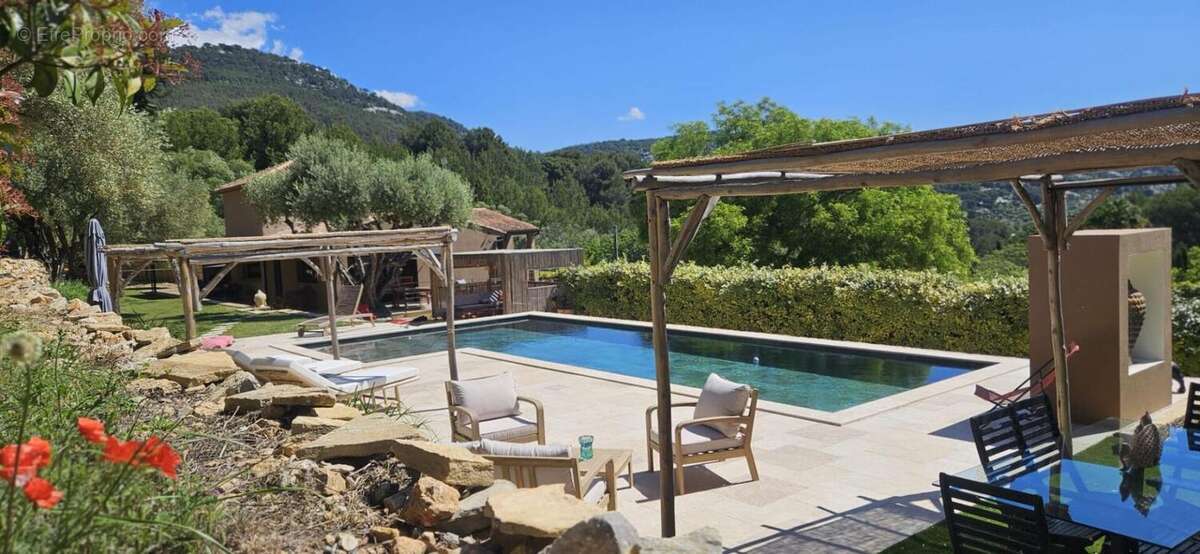 Maison à SANARY-SUR-MER