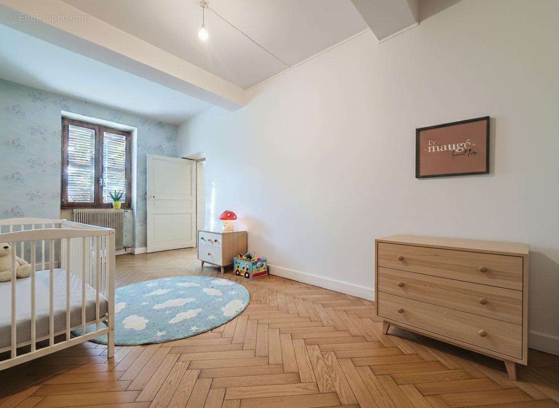 Maison à OYTIER-SAINT-OBLAS