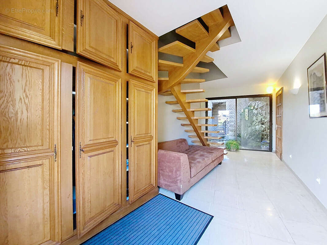 Maison à LA ROCHE-GUYON