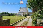 Maison à PLOUMOGUER