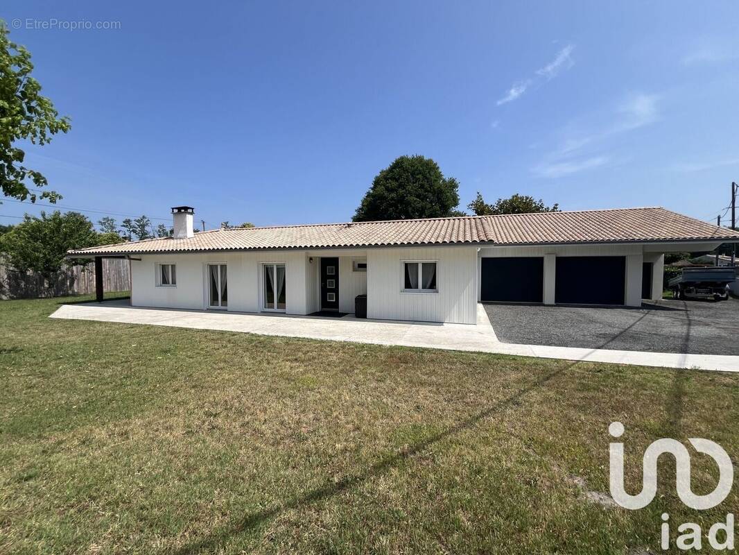 Photo 1 - Maison à ILLATS