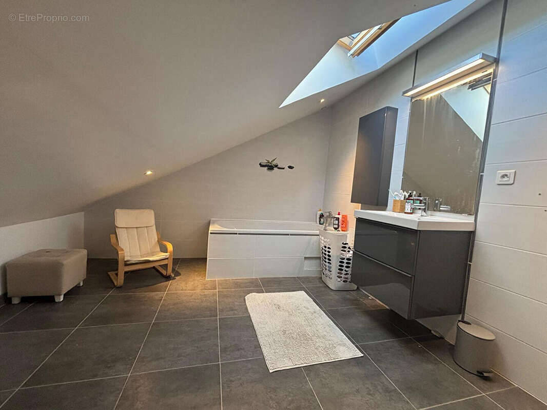 Maison à HARDRICOURT