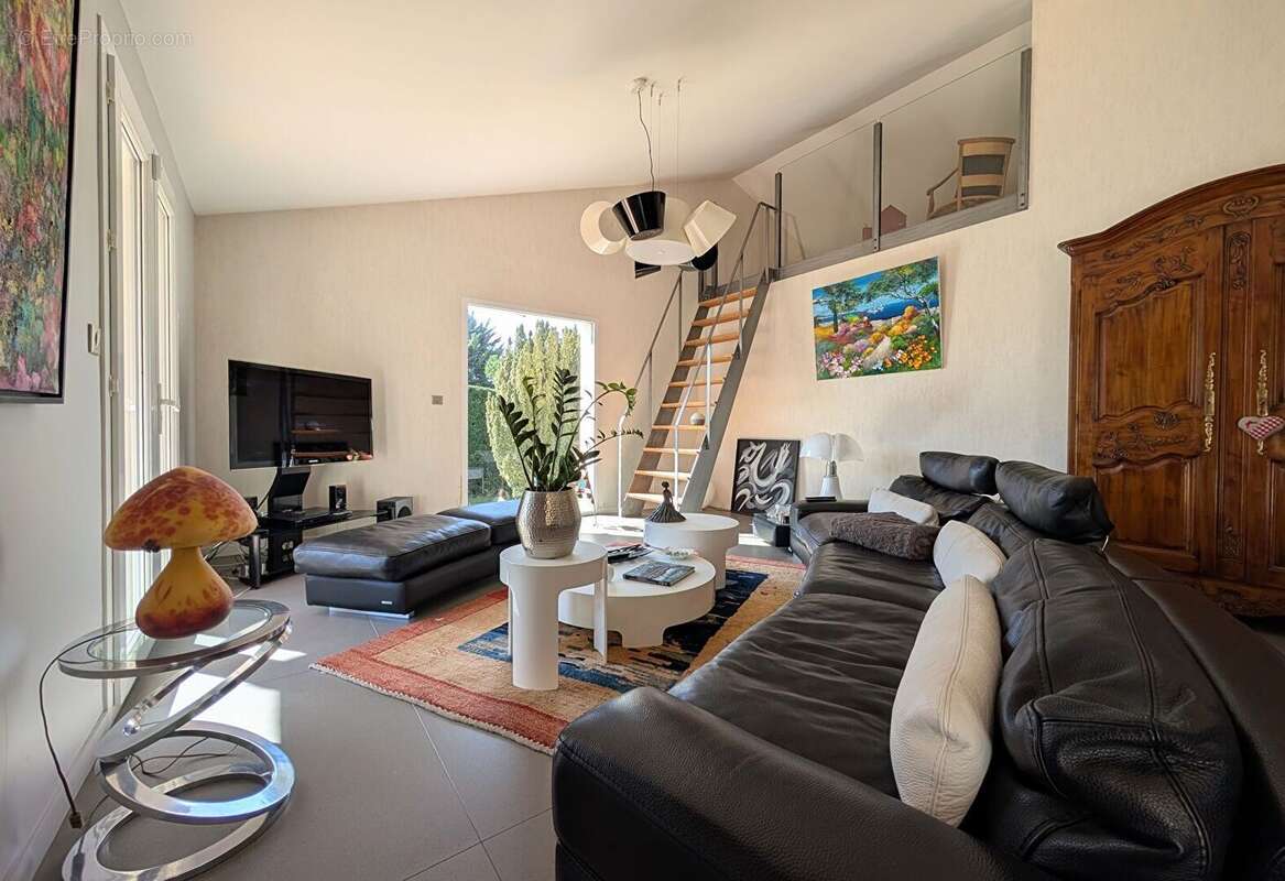 Villa avec piscine  RENOVATION de 2016 ! - photo 8