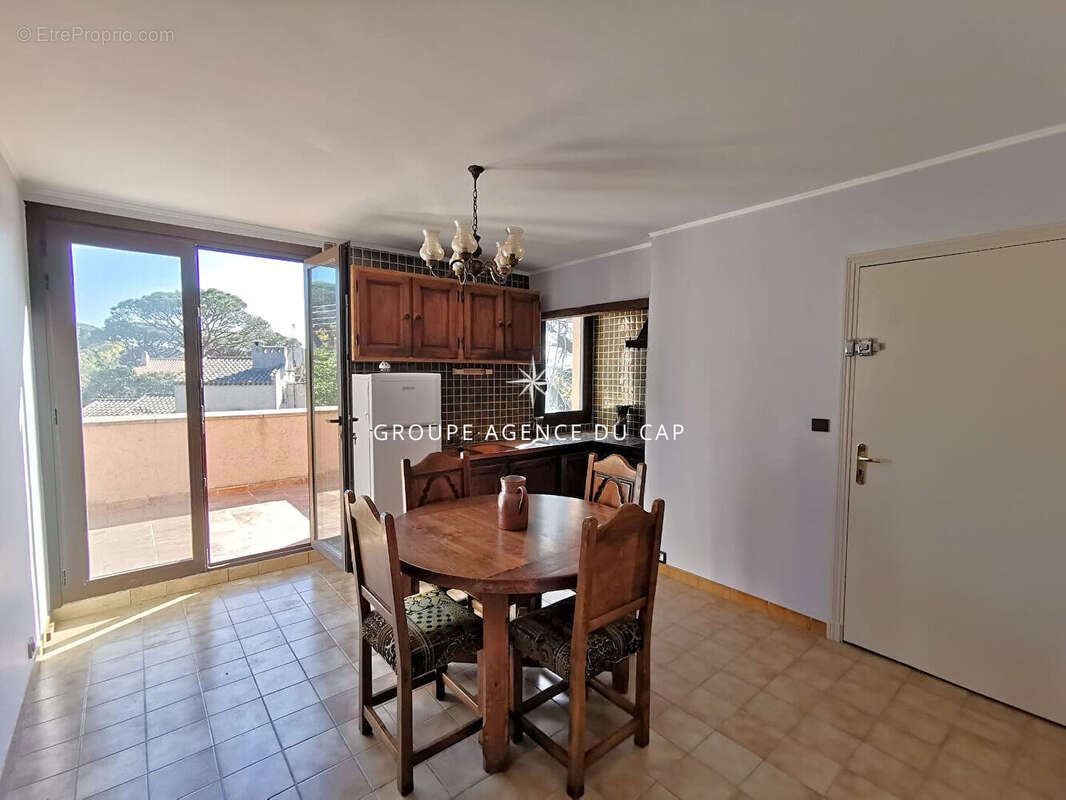 Maison à LES ISSAMBRES