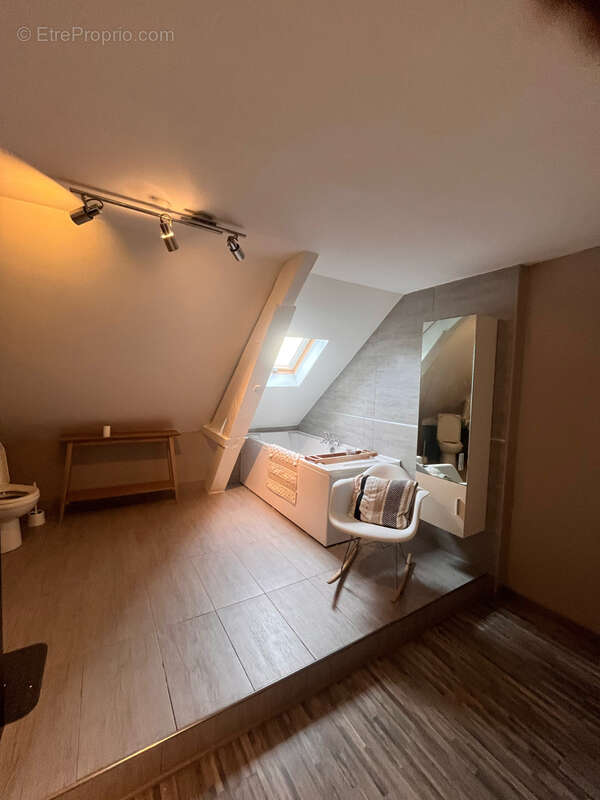 Maison à YZEURE
